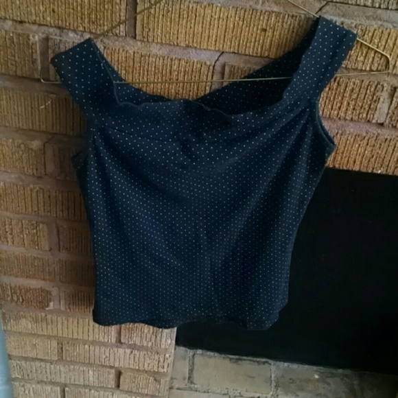 COPY - 7 for $21/Black w White Polka Dot Circle Neck Top - Picture 4 of 4